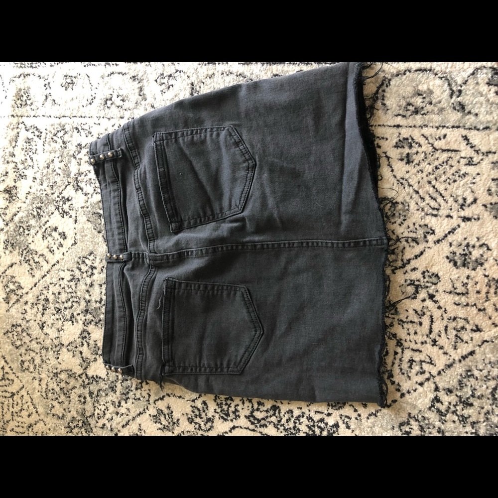 High waisted - Picture 3 of 3